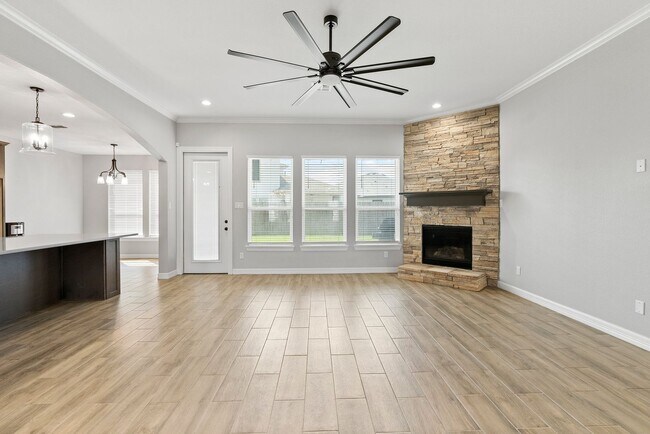 Foto del edificio - 7309 Longitude Ct