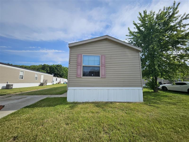 Primary Photo - 308 Bay Port Cir