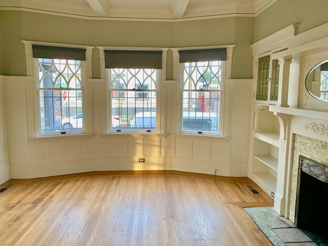 Foto principal - 3224 West St