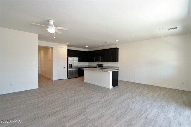 Building Photo - 2313 W Pollack St