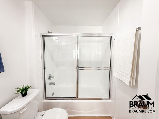 Foto del edificio - 10849 Fruitland Dr