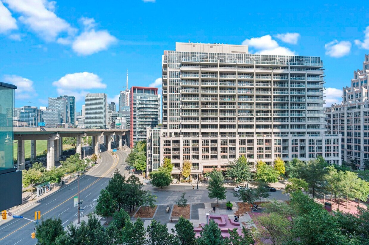 Primary Photo - 1057 Bastion St