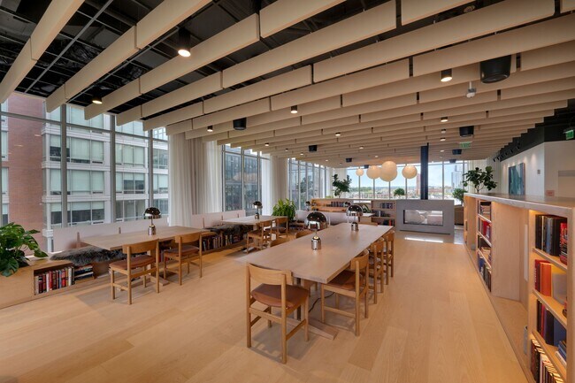 Salón de la biblioteca - Allied Harbor Point