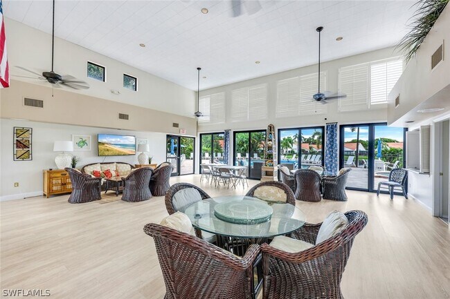Foto del edificio - 631 Beachwalk Cir