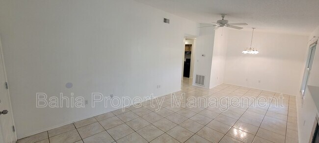Building Photo - 14211 Shadow Moss Ln