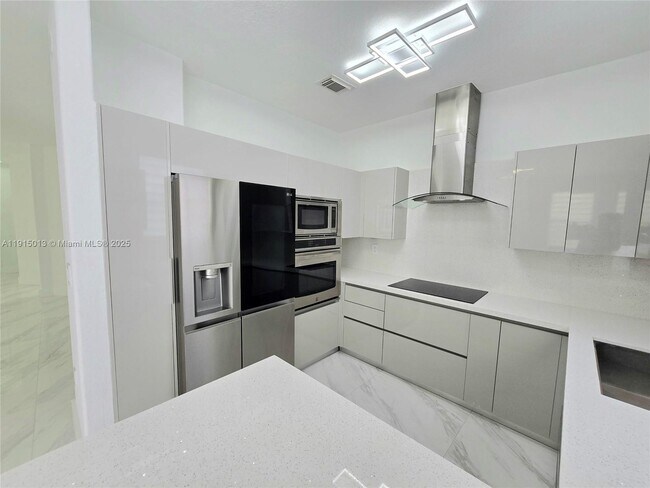 Foto del edificio - 7848 NW 108th Ct