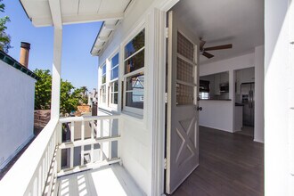 Building Photo - 502 Poinsettia Ave