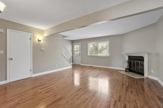 Foto del edificio - 386 W Powell Rd