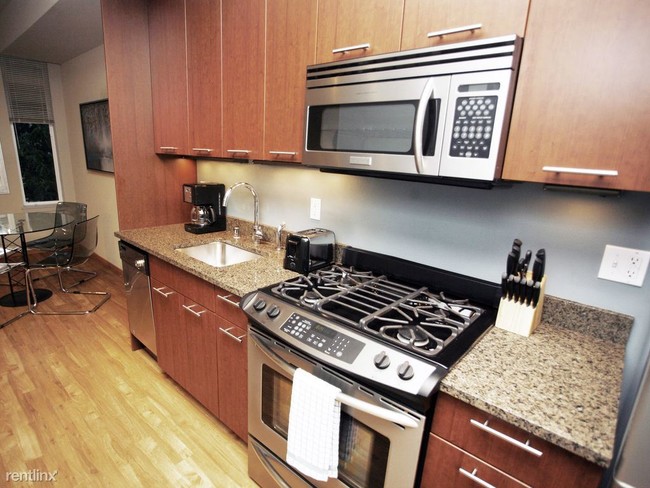 Building Photo - 1 br, 1 bath - 1401 Park Ave