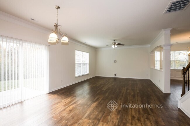 Foto del edificio - 1302 Soothing Ct NW
