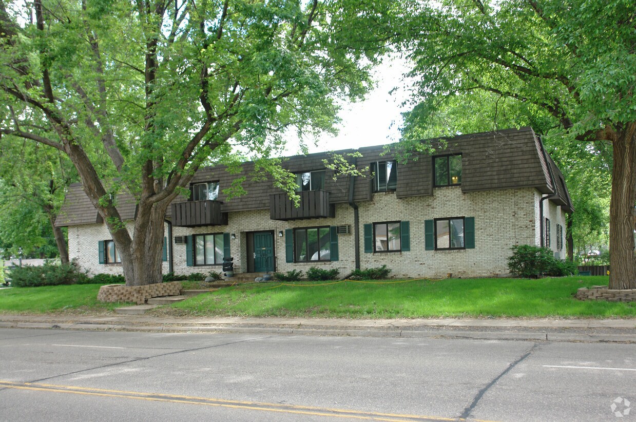 Primary Photo - 6901 Penn Ave S
