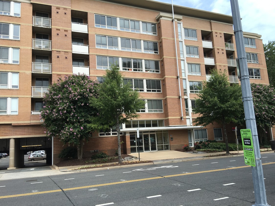 355 I Street SW, Washington, DC - 355 I St SW