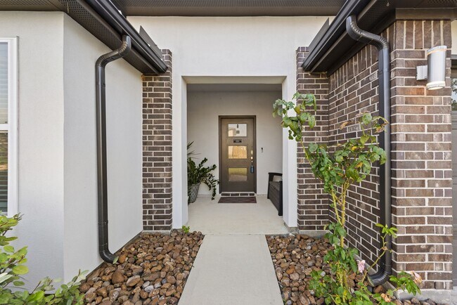 Foto del edificio - 14261 Wonder Lake Ln