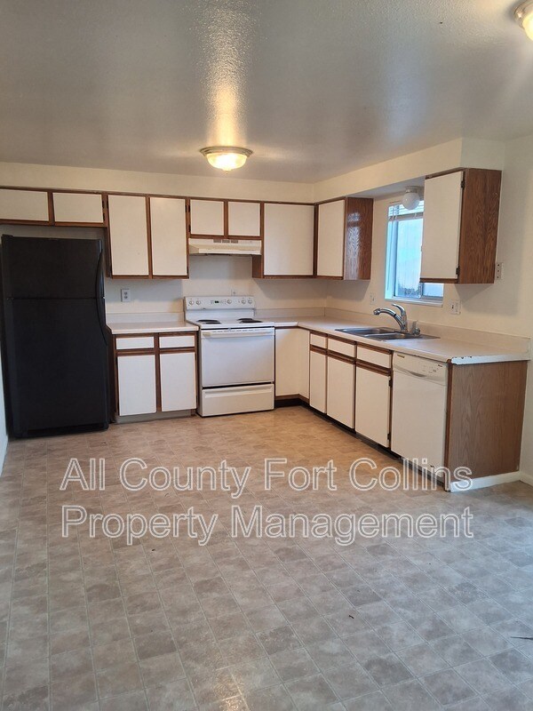 Foto del edificio - 1403 E 7th St