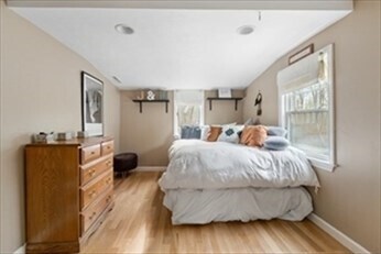 Foto del edificio - 35 Mountain View Rd