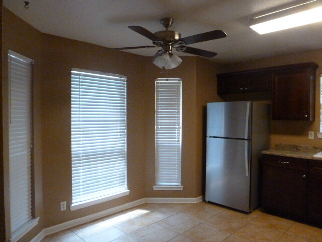 Building Photo - 3741 Cruise Dr