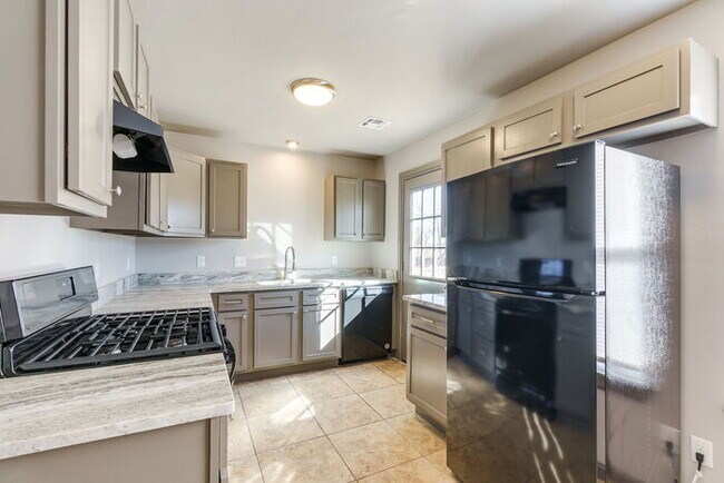 Foto del edificio - 2412 NW 40th St