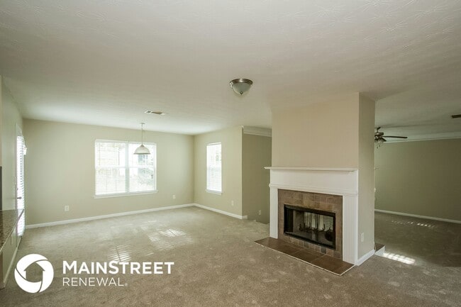 Building Photo - 370 Timberlake Terrace