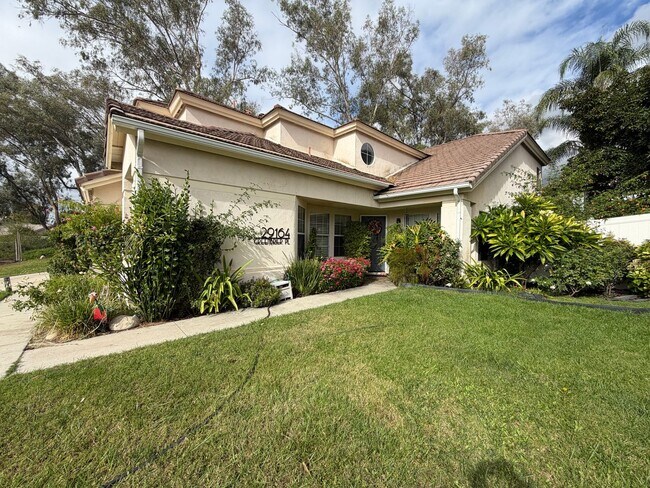 Foto del edificio - 29164 Greenbrier Pl