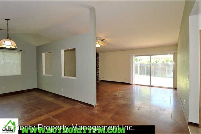 Building Photo - 3 br, 2 bath House - 2355 Amethyst