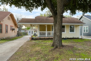 Building Photo - 1932 W Huisache Ave