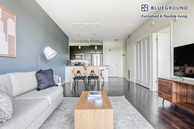 Building Photo - 1717 Ridge Ave