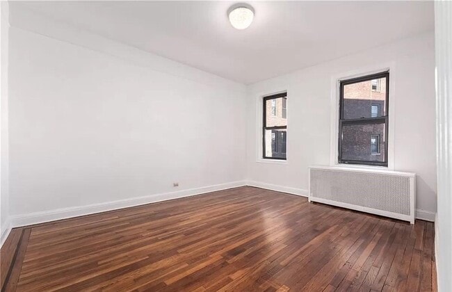 Photo - 44-14 Newtown Rd Apartment