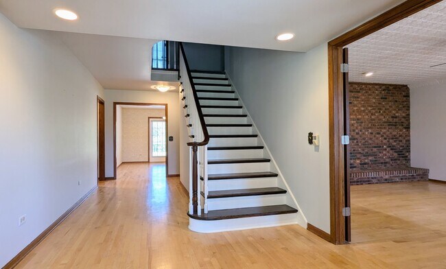 Foto del edificio - 12 Oneida Ln