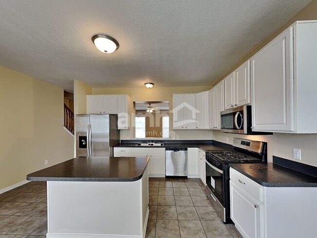 Foto del edificio - 741 Lilly Landing Ln