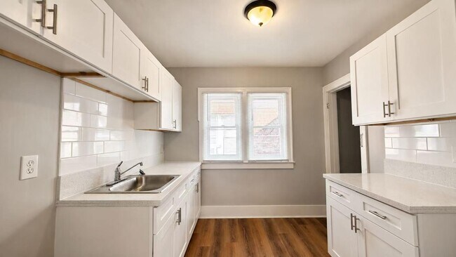 Foto del edificio - 16631 Woodingham Dr