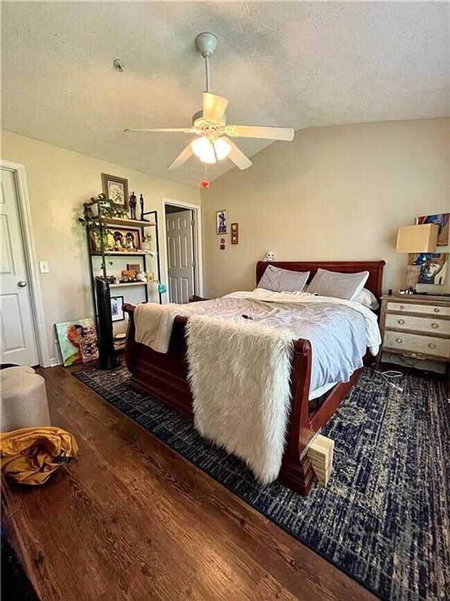 Foto del edificio - 3Bed/3Bath Southern Edge Condominiums!