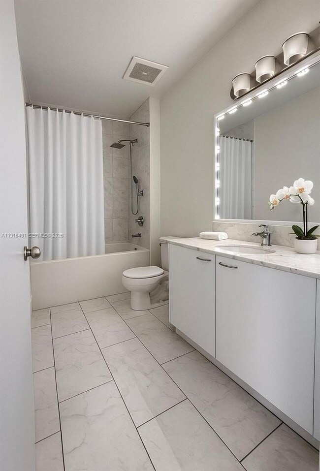 Foto del edificio - 133 NE 2nd Ave