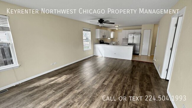 Foto del edificio - 790 Wedgewood Cir