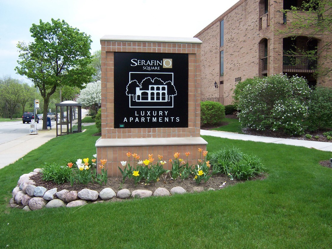 Serafino Square Luxury Apartments Apartments in Milwaukee, WI