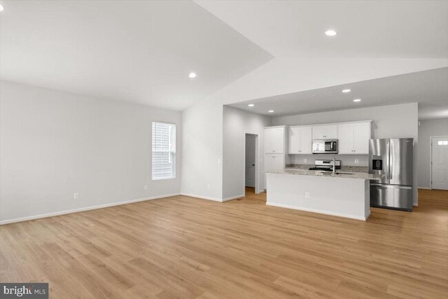 Building Photo - 106 Heyford Dr