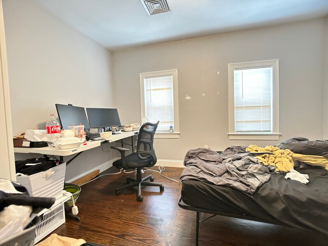 Foto principal - 24 Pearson Rd