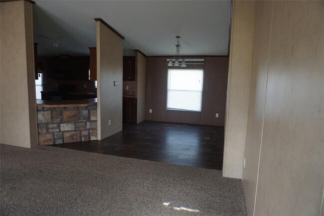 Foto del edificio - 3815 Sunrise Ln