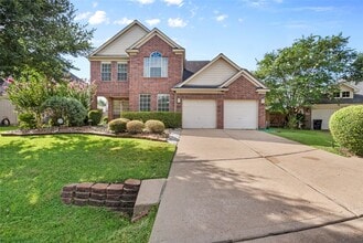 Building Photo - 510 Crestwater Ct