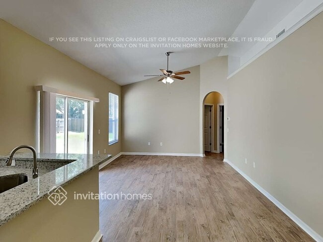 Foto del edificio - 3719 Windy Meadow Dr