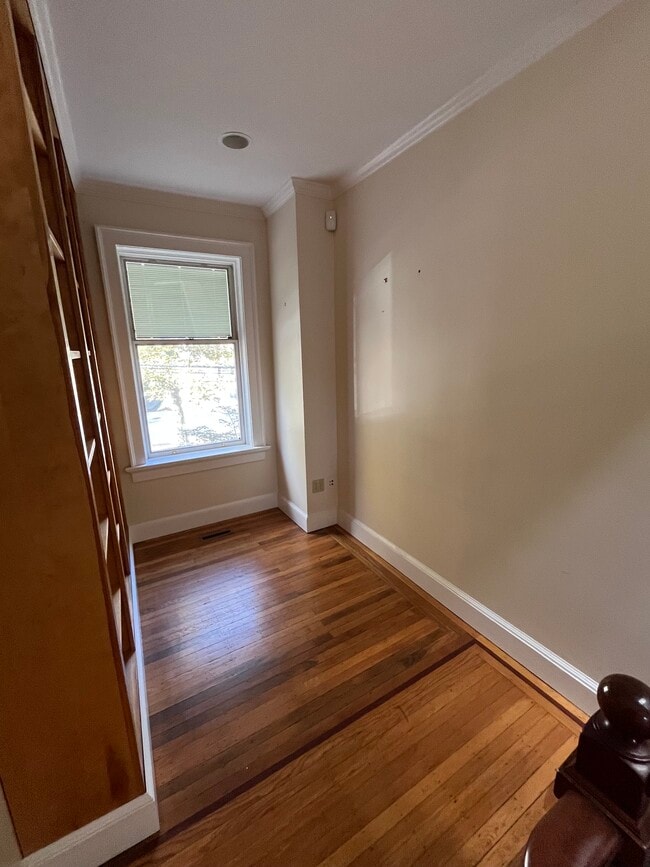 Foto del edificio - 409 Temple St