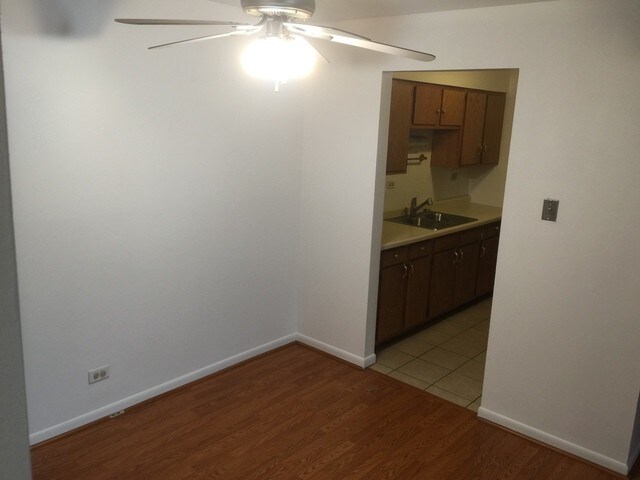 Foto del edificio - 23451 Western Ave