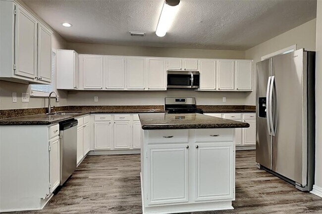 Building Photo - 10623 Mist Ln