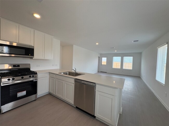 Foto del edificio - 5727 Little Redwing Dr