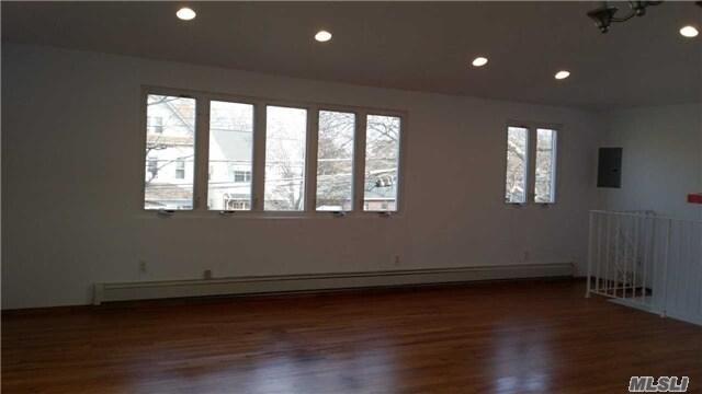 Building Photo - 47-04-47204 204th St