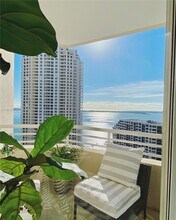 Building Photo - 888 Brickell Key Dr