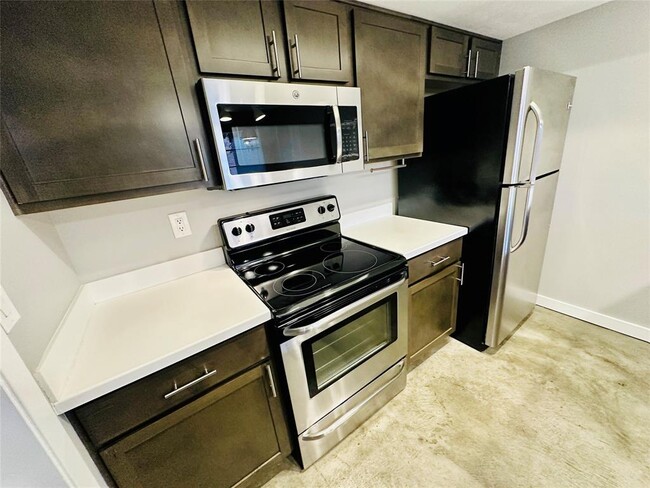 Foto del edificio - 3424 Willowrun Dr