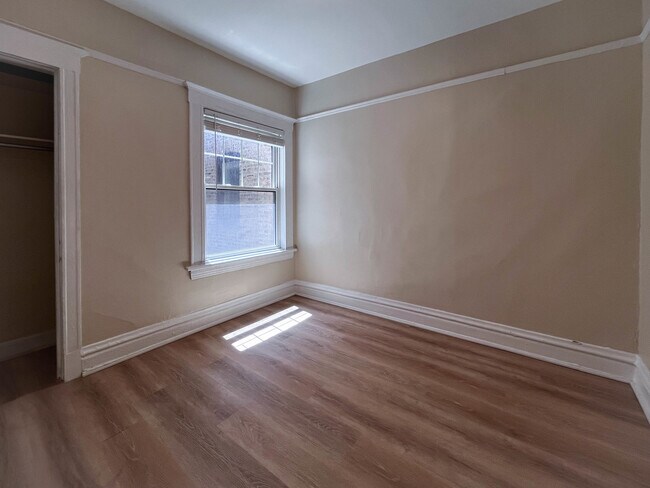 Foto del edificio - 3147 W Lyndale St
