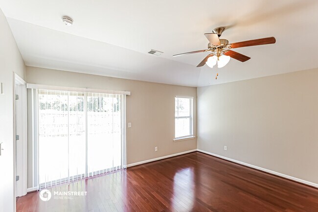Foto del edificio - 22806 Downing Park Cir