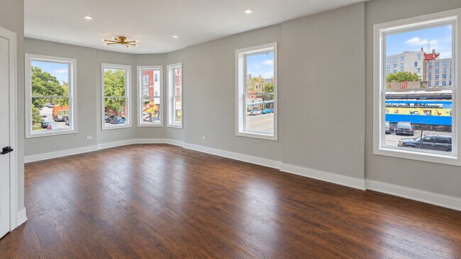 Foto del edificio - 2024 S Ashland Ave