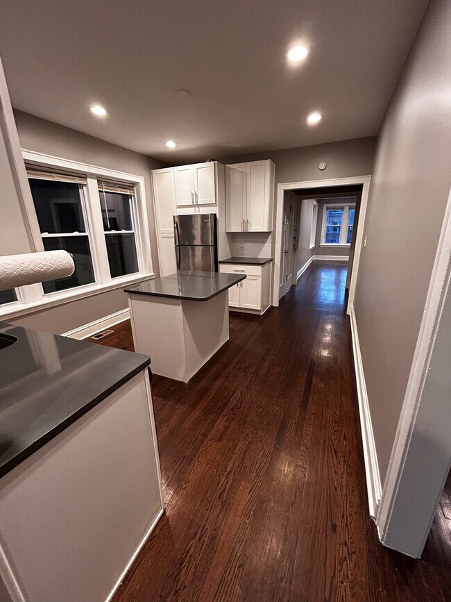 Foto del edificio - 5653 N Talman Ave